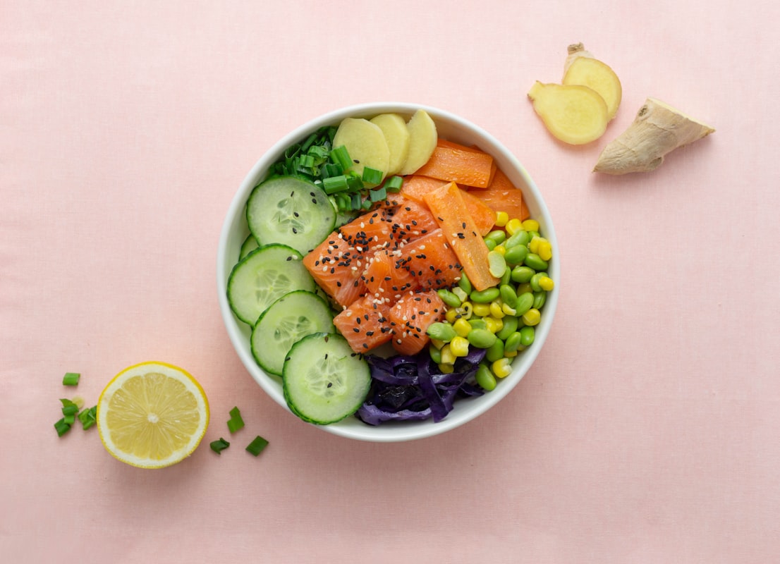 Buddha Bowl mit Quinoa und Gemüse